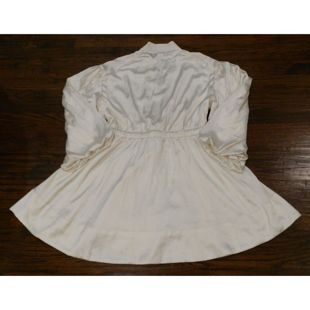Love The Label Anthropologie White Dress Women's Size Large NWT - Picture 2 of 2